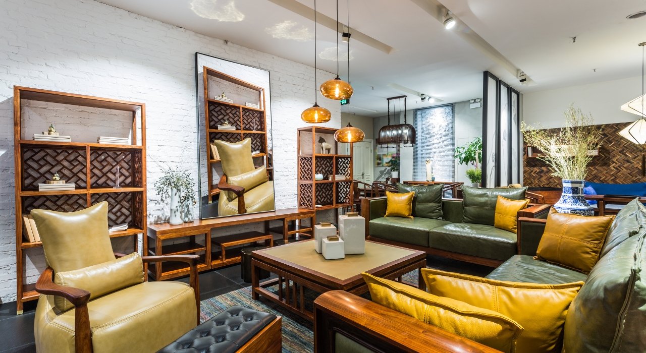 Furniture & Accessories